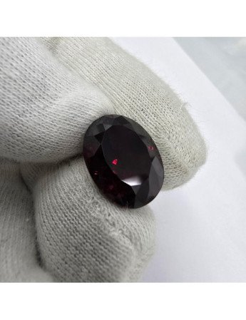 Granato  Taglio Ovale 12 x 16 mm - 14,17 ct